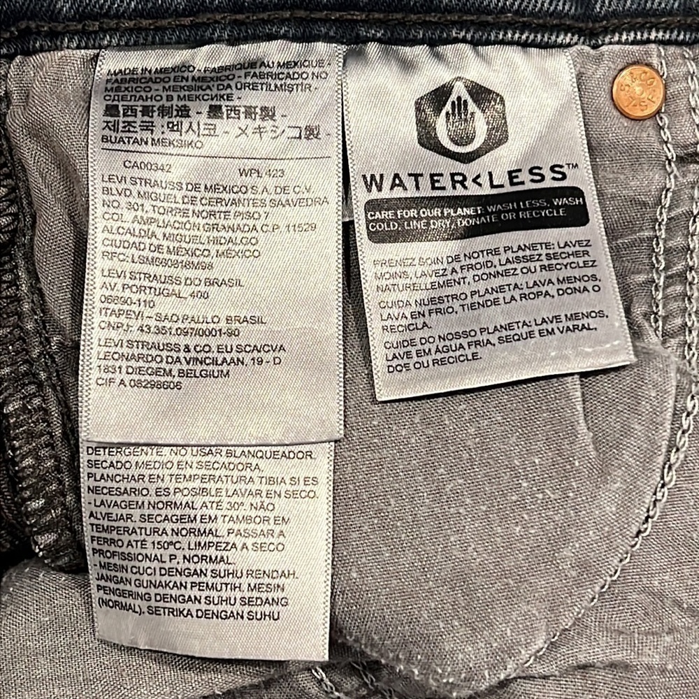 Levi's Dark Wah Blue Wedgie Button Fly Premium Jeans size 24 - Picture 9 of 15